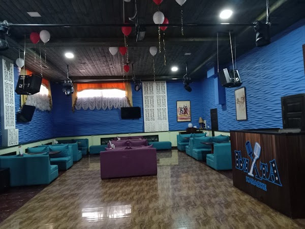 Admiral Pub & Karaoke photo