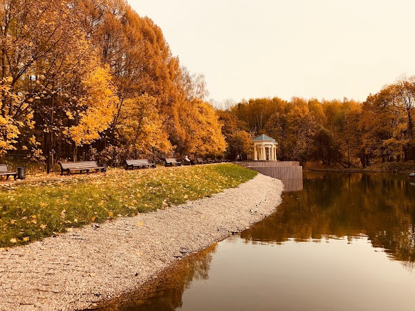 Biryulevskiy Dendropark photo