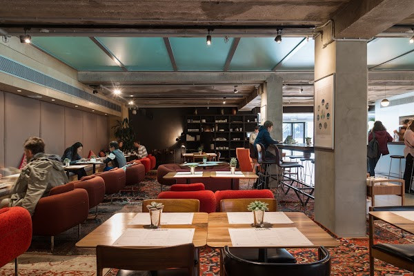 Cafรฉ Museum "Garage" photo