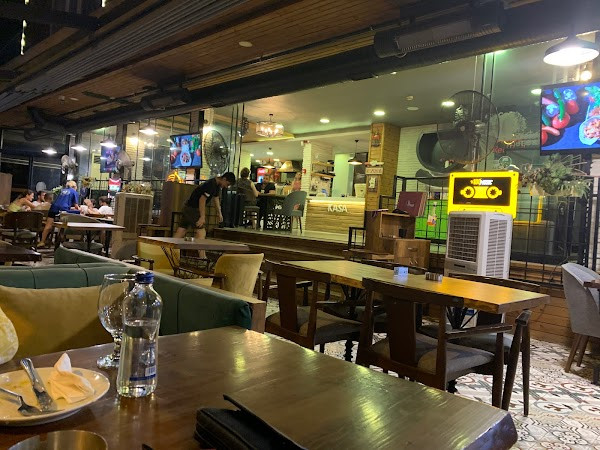 Caffe Meet Plus+ Eski Lara photo