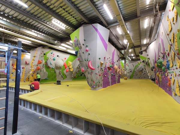 Climbing wall Limestone photo