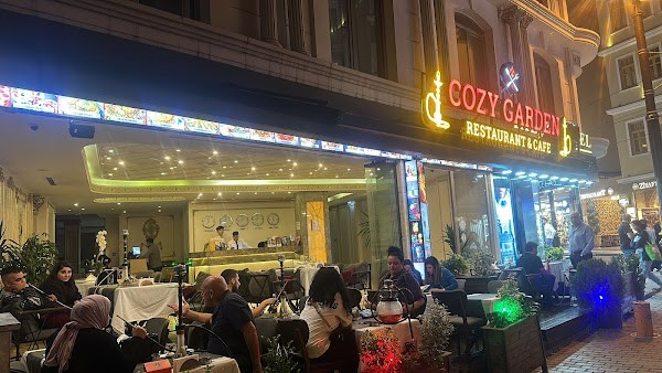 Cozy Garden Cafe Restaurant photo