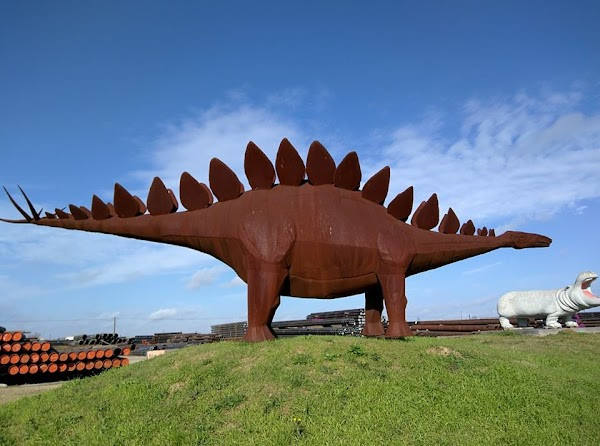 Eclectic Menagerie Park photo