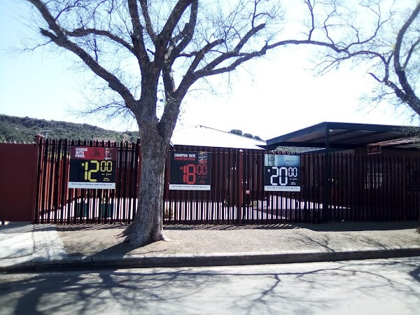 Edwin Liqour Restaurant & Off- Sales ( laytons Entertainment ) photo