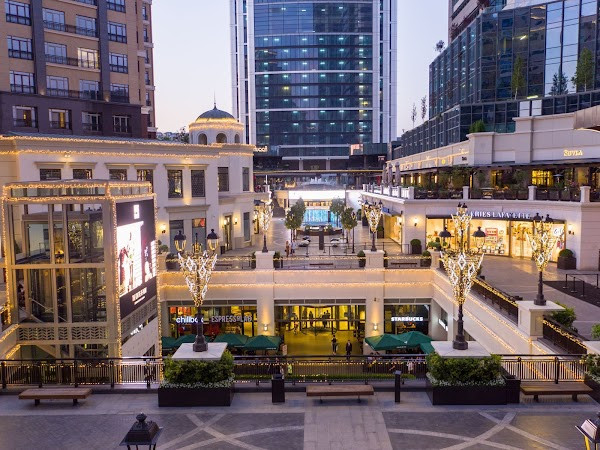 Emaar Square Mall photo