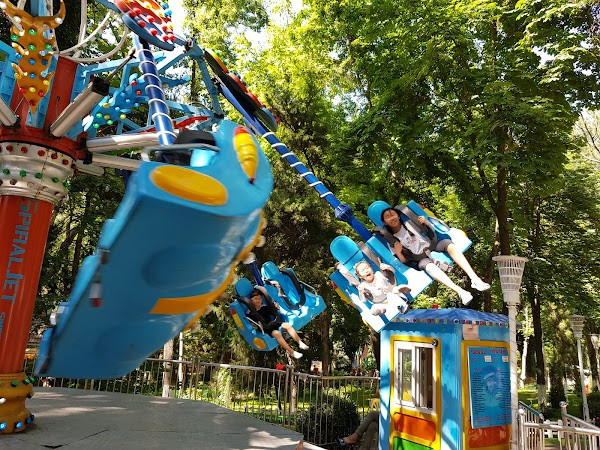 Gafur Gulyam Recreation Park photo