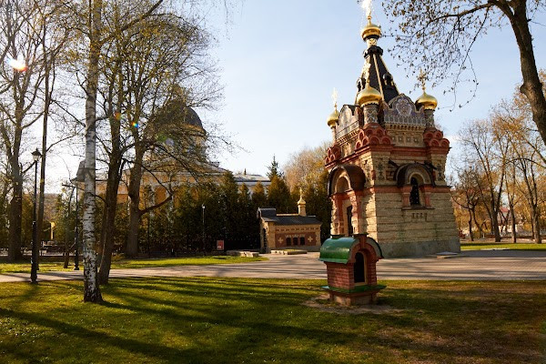 Homieĺ Palace and Park Ensemble's Park photo