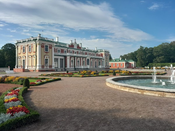Kadriorg Park photo