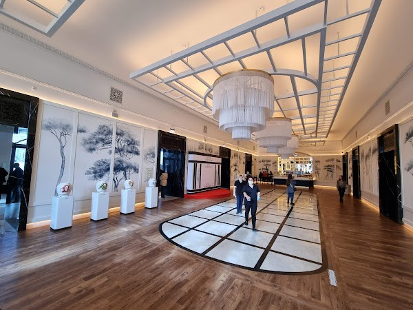 Khudozhestvenny photo