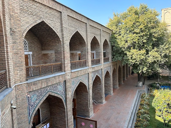 Kukeldash Madrasah photo