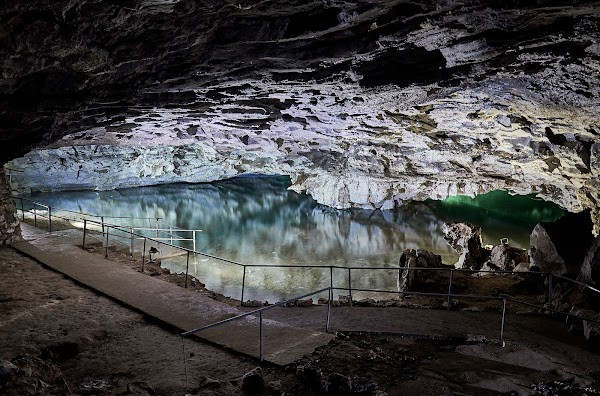 Kungurskaya Ledyanaya Peshchera photo