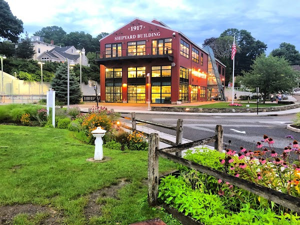 Local's Cafe photo