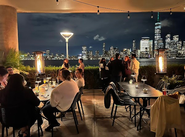 Lokal Eatery & Bar photo