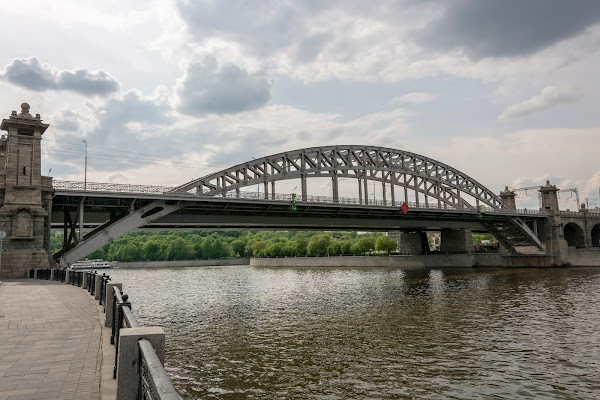 Luzhnetskiy Most photo