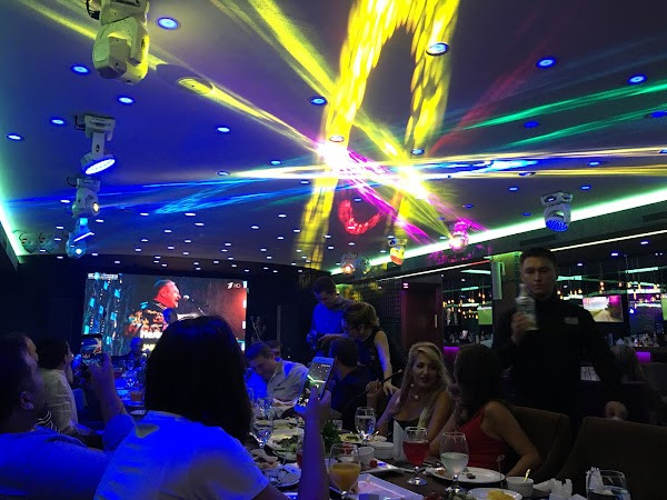 Make Some Noise - Karaoke Club photo