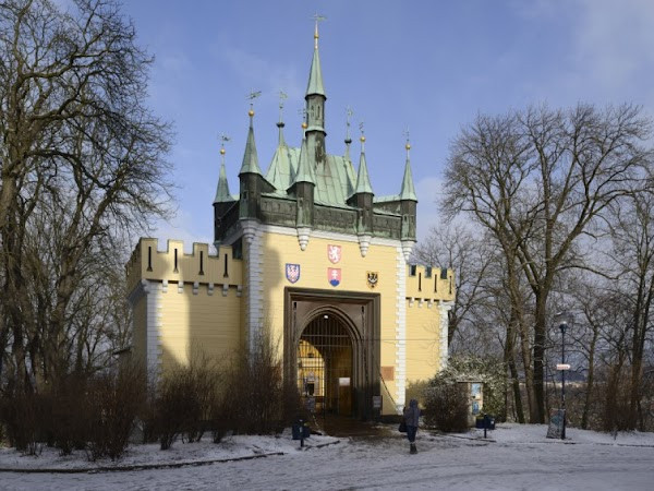Mirror Maze in Petrin Park photo