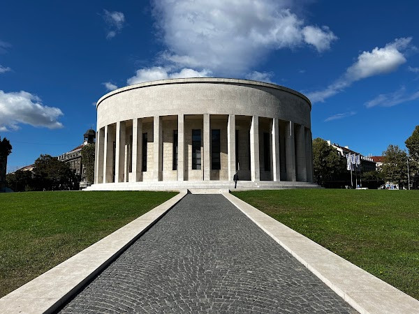 Old Town Zagreb photo