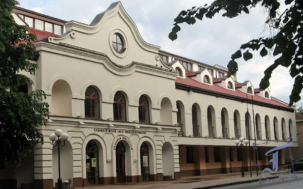 Poltava Art Museum photo