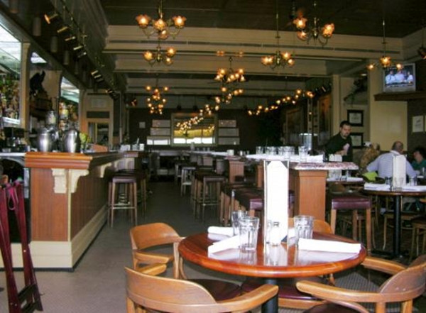 Simon & Seafort's Saloon & Grill photo