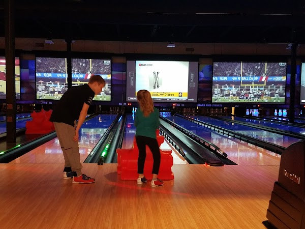 Stars and Strikes Family Entertainment Center photo