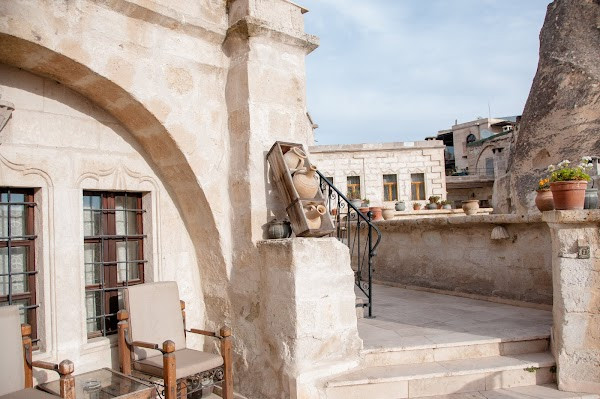 Sultan Cave Suites photo