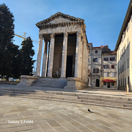 Temple of Augustus photo