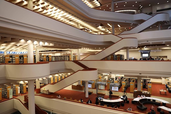 Toronto Public Library - Toronto Reference Library photo