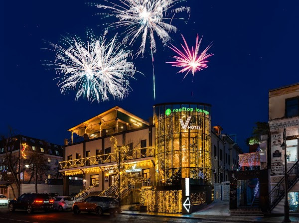 V Hotel&Rooftop lounge photo