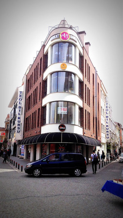 Zeplin Kรผtรผphane photo